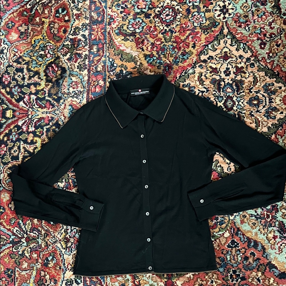 Women’s Zegna fine merino wool cardigan like new condition Fitted seaming